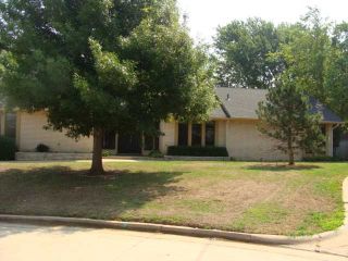 Foreclosed Home - 13220 GREEN VALLEY DR, 73120