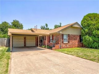 Foreclosed Home - 2725 RIDGEVIEW DR, 73120