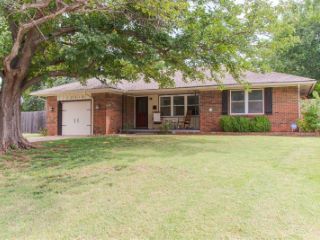 Foreclosed Home - 10512 RIDGEVIEW DR, 73120