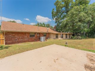 Foreclosed Home - 2808 N DONALD AVE, 73127