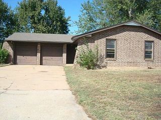 Foreclosed Home - 9723 NE 2ND PL, 73130