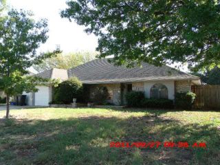 Foreclosed Home - 8404 LOWERY LN, 73132