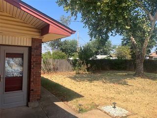 Foreclosed Home - 5813 NW 66TH ST, 73132