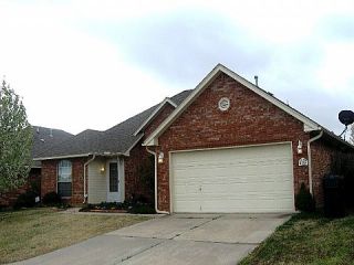 Foreclosed Home - 4828 SE 86TH TER, 73135