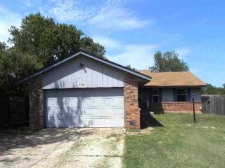 Foreclosed Home - 3701 OAKCLIFF DR, 73135