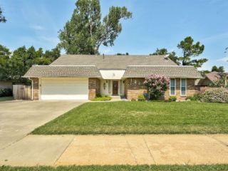 Foreclosed Home - 121 S BRENTWOOD DR, 73139