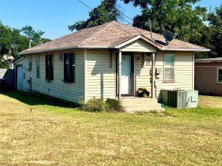 Foreclosed Home - 2616 N OUTPOST DR, 73141
