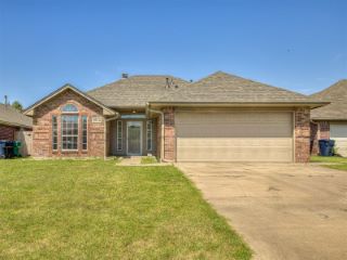 Foreclosed Home - 9013 WINGSPREAD DR, 73159