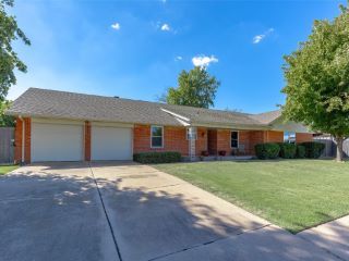 Foreclosed Home - 2601 SW 90TH ST, 73159