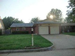 Foreclosed Home - 309 S PATTERSON DR, 73160
