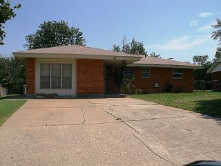 Foreclosed Home - 621 SW 1ST PL, 73160