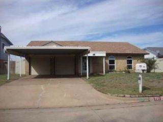 Foreclosed Home - 721 SW 11TH ST, 73160