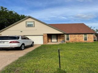 Foreclosed Home - List 100617407