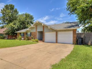 Foreclosed Home - List 100865640
