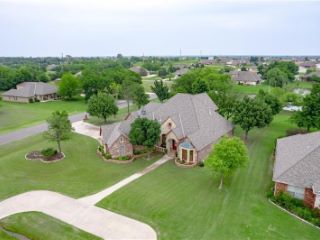 Foreclosed Home - List 100592729