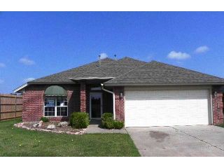 Foreclosed Home - 13321 SPRINGCREEK DR, 73170