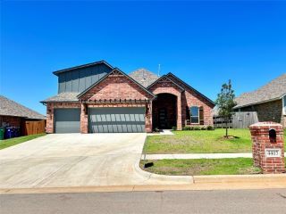 Foreclosed Home - 4405 ANGEL OAK DR, 73179