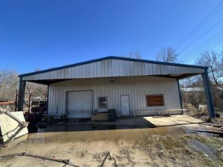 Foreclosed Home - 104 N JOHNSTON ST, 73460