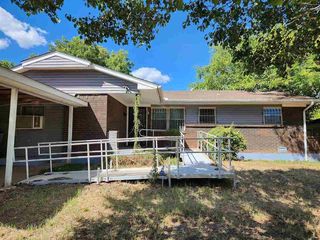 Foreclosed Home - 711 SW RANCH OAK BLVD, 73501
