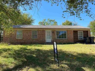 Foreclosed Home - 2222 NW 26TH ST, 73505