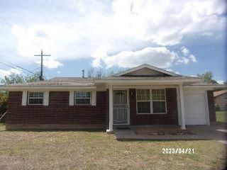 Foreclosed Home - 908 NW 58TH ST, 73505