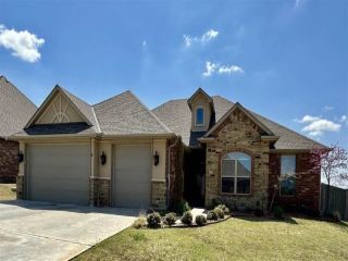 Foreclosed Home - 1626 NW LEONA CIR, 73505
