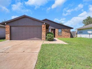 Foreclosed Home - 3809 SW ROLLING HILLS DR, 73505