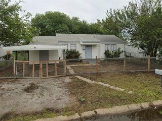 Foreclosed Home - 214 SW 24TH ST, 73505