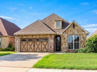 Foreclosed Home - 3610 NE WILLOW WAY, 73507