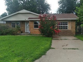 Foreclosed Home - List 100896081