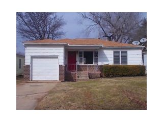 Foreclosed Home - 101 W Elder Ave, 73533