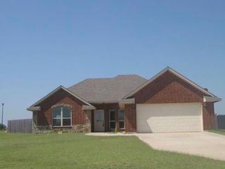 Foreclosed Home - 1 NE SUMMERWOOD DR, 73538