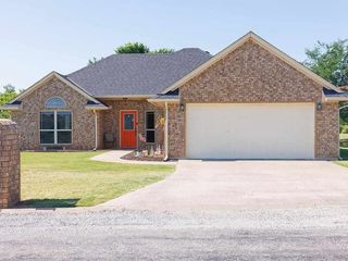 Foreclosed Home - 91 APPLE CREEK DR, 73538