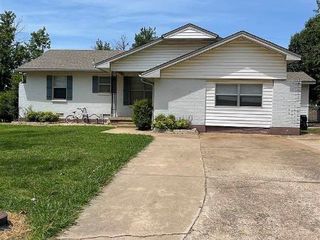 Foreclosed Home - 107 MAPLE ST, 73538