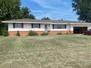 Foreclosed Home - 1211 N 15TH ST, 73542