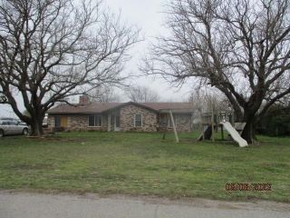 Foreclosed Home - 919 D AVE, 73562