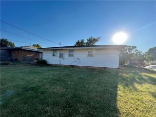 Foreclosed Home - 308 S WESTERN, 73641