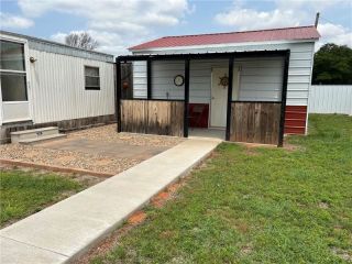 Foreclosed Home - 1009 S RANDALL AVE, 73644