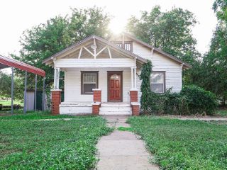 Foreclosed Home - 1301 N 5TH ST, 73662