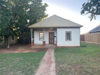 Foreclosed Home - 411 N 5TH ST, 73662