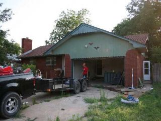 Foreclosed Home - 216 CRESTWOOD, 73701