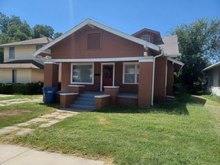 Foreclosed Home - 1011 E BROADWAY AVE, 73701