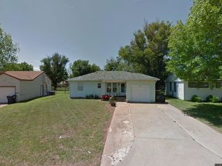 Foreclosed Home - 1810 FIELD DR, 73703