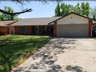 Foreclosed Home - 1717 GINGHAM LN, 73703