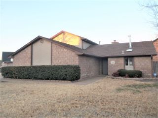 Foreclosed Home - 3526 LAKESHORE DR, 73703