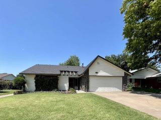Foreclosed Home - 306 S SADDLE RD, 73703
