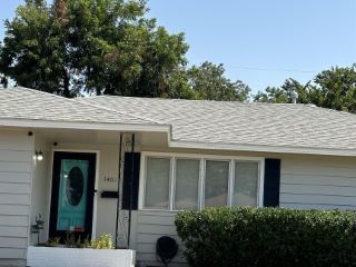 Foreclosed Home - 1401 S JOHNSON ST, 73703