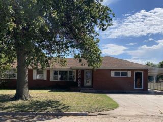 Foreclosed Home - 1533 BEVERLY DR, 73703