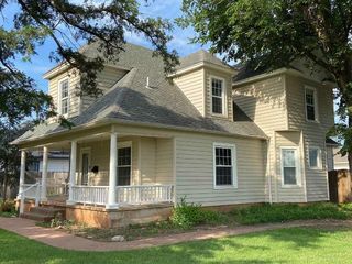 Foreclosed Home - 223 N 9TH AVE, 73737