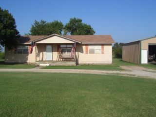 Foreclosed Home - 3201 N 162ND ST, 73738